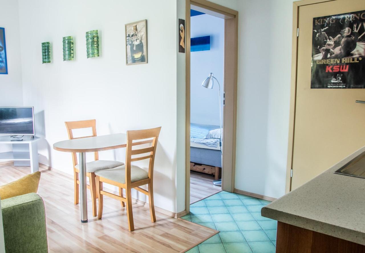 Apartament z parkingiem Warschau Buitenkant foto