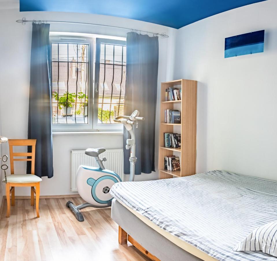 Apartament z parkingiem Warschau Buitenkant foto