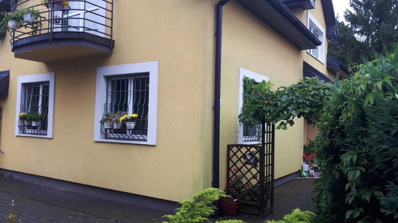 Apartament z parkingiem Warschau Buitenkant foto